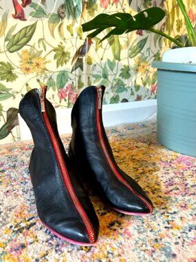 Avant Guarde Black & Red Leather Zip Up Boots Diagonal Witchy Cottagecore 38 / 8
